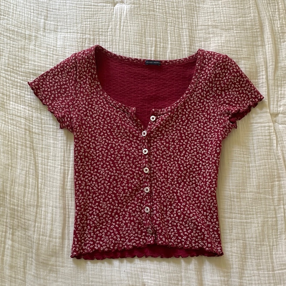 BRANDY MELVILLE Ruched Zelly Top!